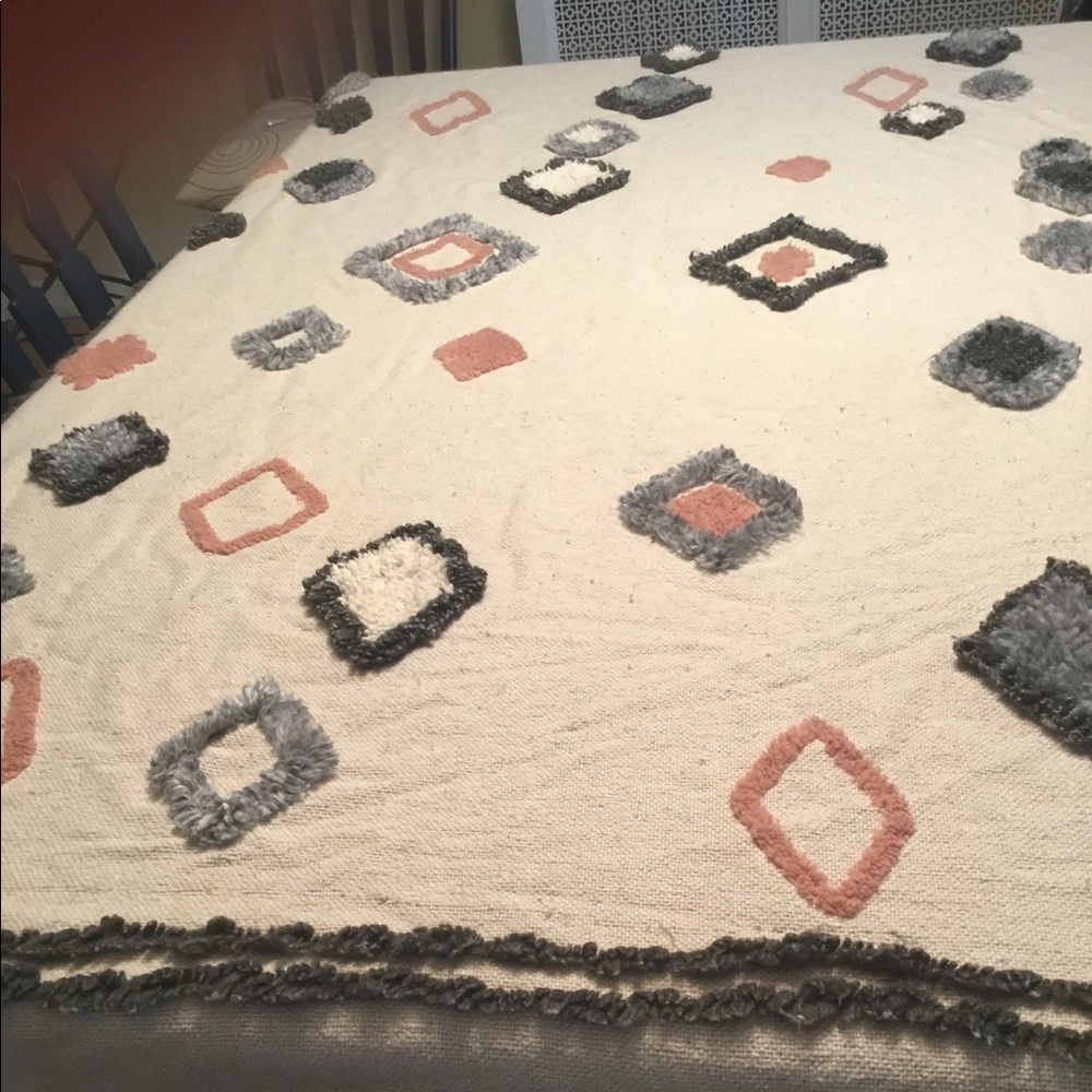 Urban Outfitter throw blanket